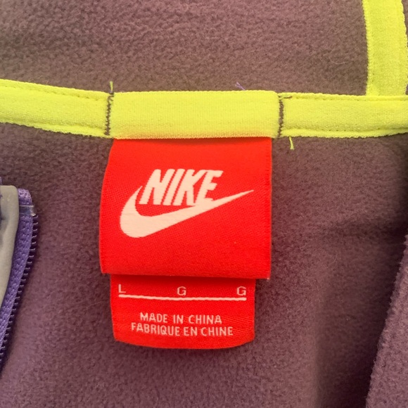 nike jacket - Picture 2 of 2